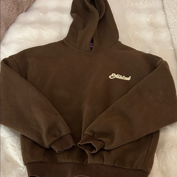 Edikted Tops - Edikted brown hoodie